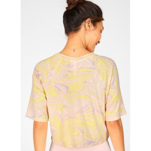 Fabletics Raglan tee - Picture 4 of 5